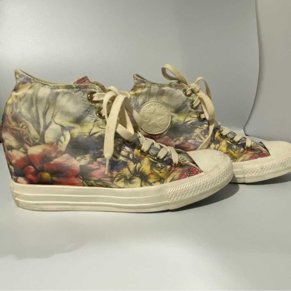 Converse Brown and Cream‎ High-Tops - Picture 4 of 11